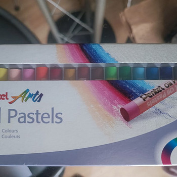 Müüa uued oil pastels kriidid