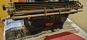 Kirjutus/trükimasin Royal (4 foto / 5)