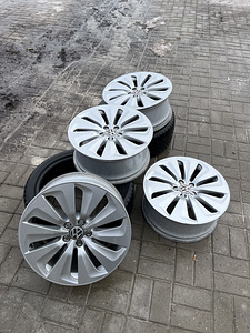 Audi Q5 veljed (1 foto / 1)