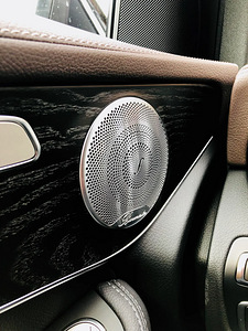 Крышки динамиков Mercedes-Benz Burmester W213 W205 X253 (4 фото из 6)