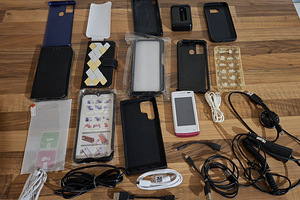 Samsung - Nokia kaaned ja laadijad (1 foto / 4)