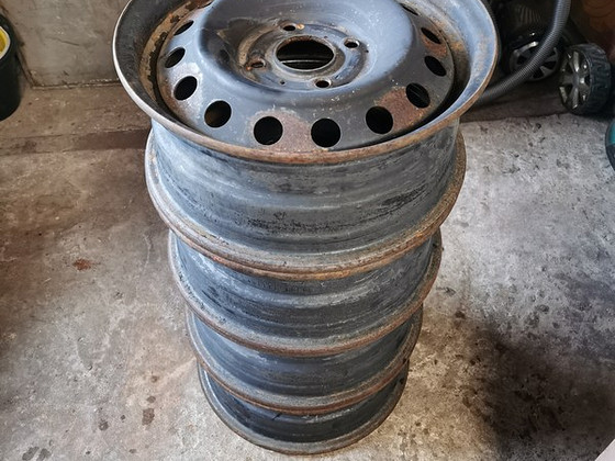 Стальные диски R15 прямые, проверенные 4 шт