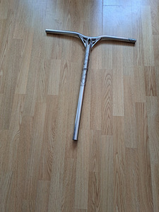Müüa uus ilus lenkstang reaper v3. (3 foto / 4)