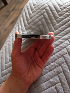 iPhone 13 Pro max 128 Gb (5 foto / 9)