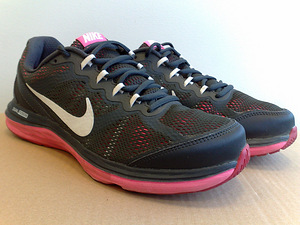 Nike обувь 42 (2 фото из 3)