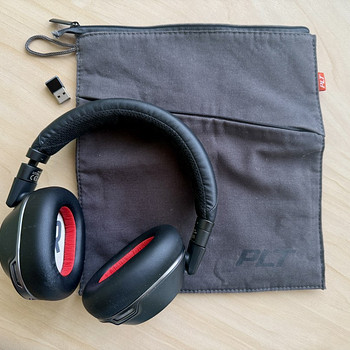 Mürasummutavad kõrvaklapid Plantronics Voyager 8200