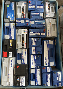 Auto aku AGM aku VARTA, BOSCH, EUROGLOBE, SONNAK, EXIDE (3 foto / 9)