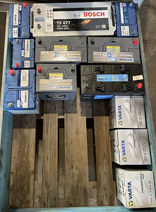 Auto aku AGM aku VARTA, BOSCH, EUROGLOBE, SONNAK, EXIDE (6 foto / 9)