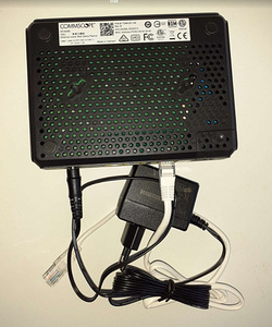 Modem (2 foto / 2)