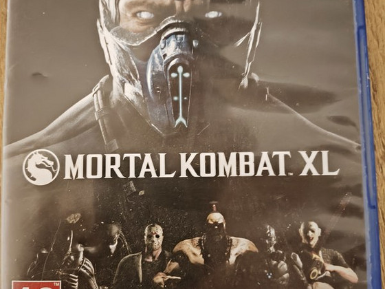 Mortal kombatXL PS4