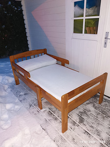 Täispuidust pikendatav voodi koos madratsitega (2 foto / 4)