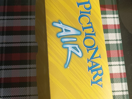 Настольная игра Pictionary Air