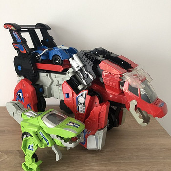 Dino-robot mänguasi.