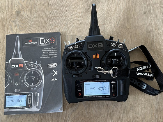 Spektrum DX9 Black Edition & Eflight UMX Timber BNF 700mm