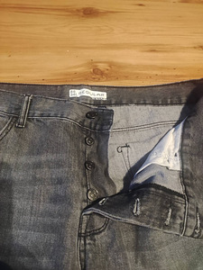 Meeste teksad (3 foto / 3)