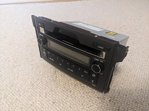 Originaal Toyota Land Cruiser 2011 raadio (1 foto / 7)