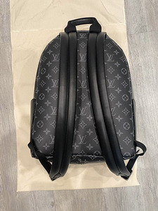 Сумка Louis Vuitton (3 фото из 6)