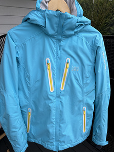Куртка Helly Hansen размер L (1 фото из 8)