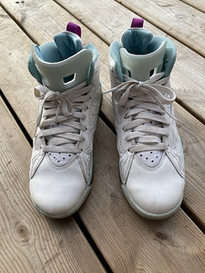 Nike air jordan (2 фото из 7)