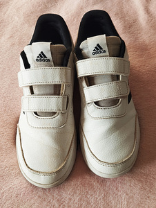 Adidas tossud, s.35 (1 foto / 5)