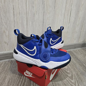 Кроссовки 36 Nike