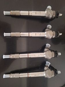 Форсунки 05L 130 277 E, VAG OEM (2 фото из 4)