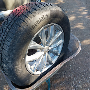 Audi veljed + rehvid 235/65/R17 Continental WinterContact (2 фото из 3)