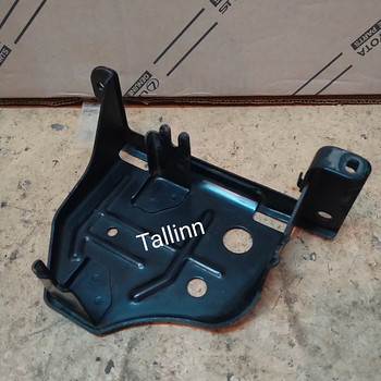 Toyota Land Cruiser 200 4897060030 4893160010