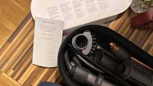 Dyson Airwrap multi-styler (1 foto / 3)