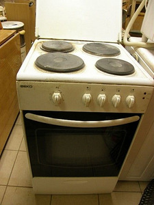 Elektri-gaasipliit (1 foto / 2)
