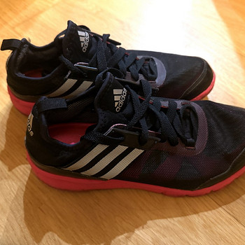 Кроссовки Adidas р.37