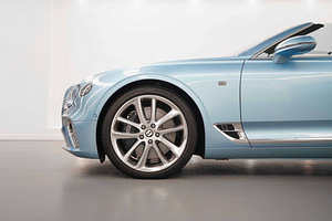 2019 BENTLEY CONTINENTAL GTC FIRST EDITION (2 фото из 4)