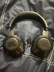 Jbl quantum 100 (1 фото из 2)