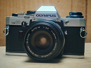 OLYMPUS OM-10 (1 foto / 5)