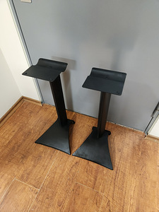Подставки для колонок (2 фото из 2)