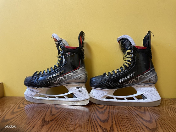 Продам коньки Bauer 3x