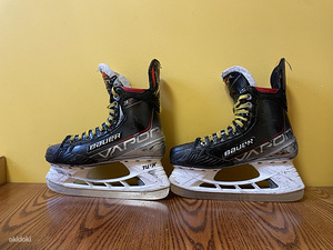 Продам коньки Bauer 3x (1 фото из 3)
