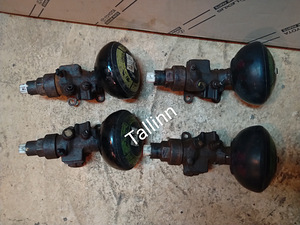 Land Cruiser Lexus 49041-60010 49041-60020 49141-60010 (2 foto / 2)