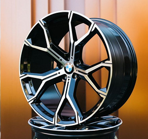 R22 veljed 5x112 BMW X5 X6 g05 g06 style 741m uued (3 foto / 4)