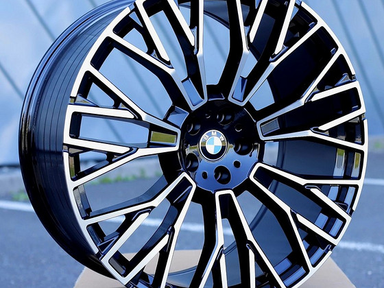 R22 veljed 5x112 BMW x5 x6 g05 g06 Black polish uued