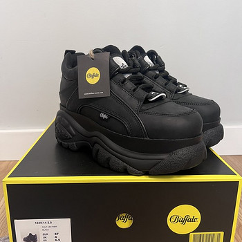 Buffalo shoes