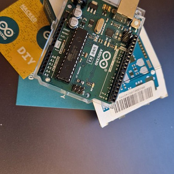 ARDUINO ® UNO REV.3