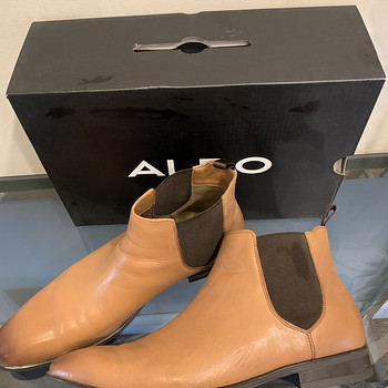 Meeste poolsaapad “ Aldo”