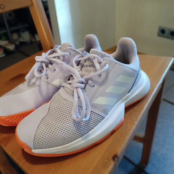 Tennisejalanõud Adidas S35