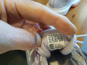 Теннисные кроссовки Adidas S35 (7 фото из 7)