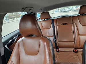 Volvo v60 2.0d5 120kw 2011 AT (9 фото из 10)