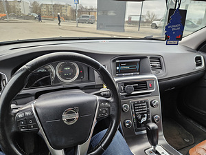 Volvo v60 2.0d5 120kw 2011 AT (7 фото из 10)