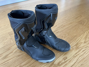 Moto saapad DAINESE Torque D1 Out Gore-Tex, suurus 43 (1 foto / 6)