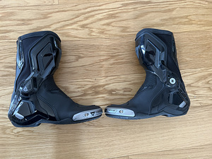 Moto saapad DAINESE Torque D1 Out Gore-Tex, suurus 43 (2 foto / 6)