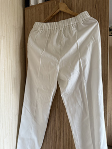 WHITE PANTS (2 foto / 3)